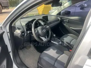 Toyota Yaris iA 1.5 FWD 2018 Silver