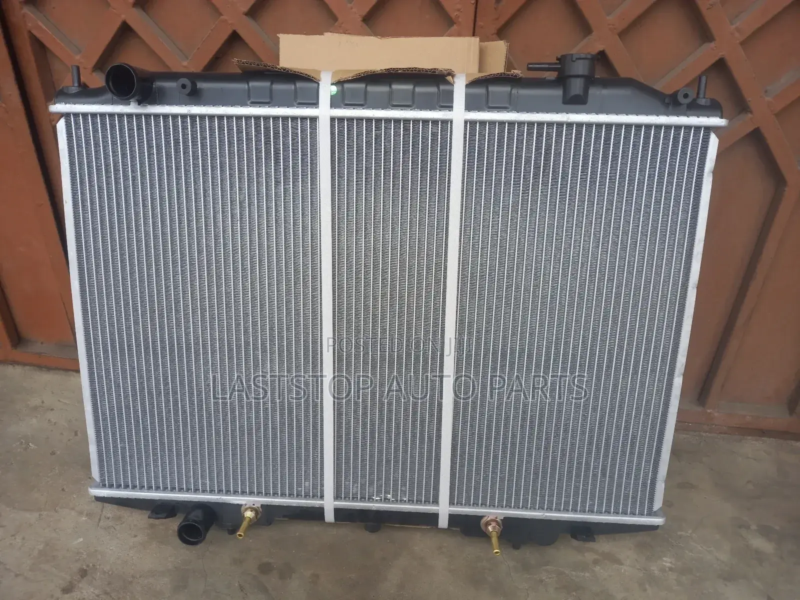 Hardbody Diesel and Petrol Radiators [Water Tanks] to All Areas