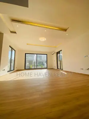 4bdrm House in Adjiriganor, East Legon for sale