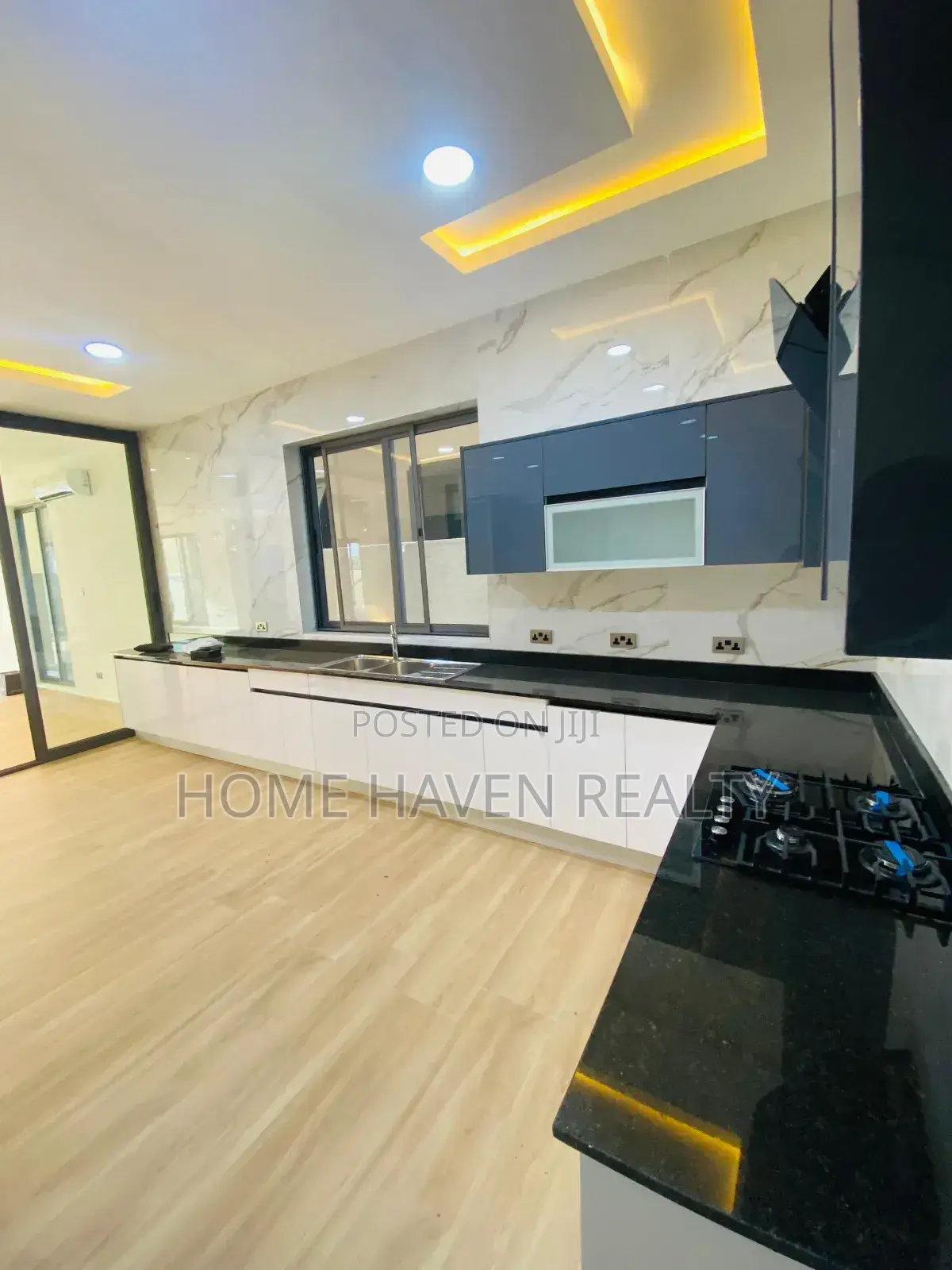 4bdrm House in Adjiriganor, East Legon for sale