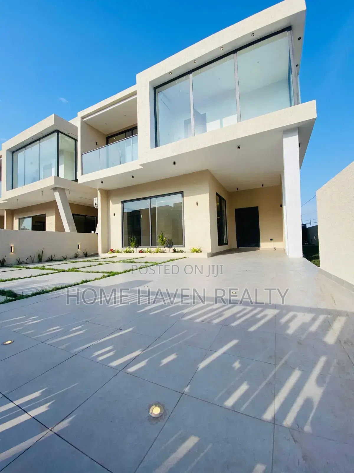4bdrm House in Adjiriganor, East Legon for sale