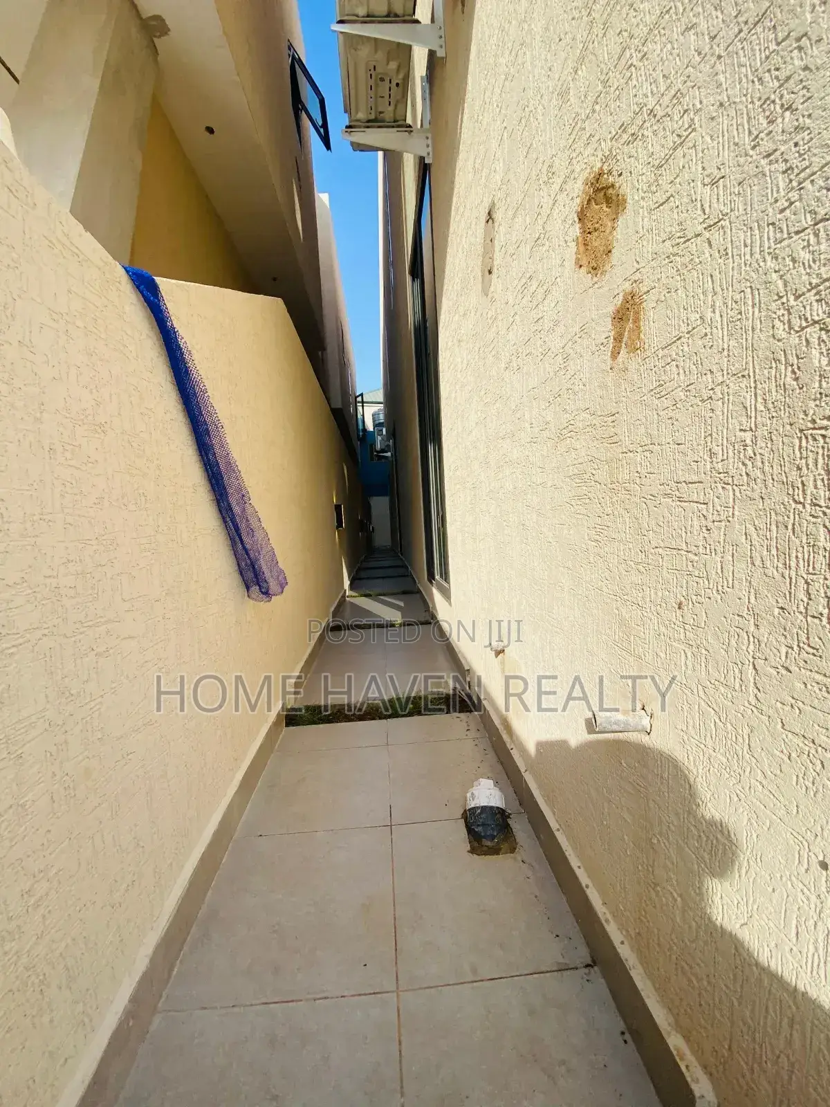 4bdrm House in Adjiriganor, East Legon for sale