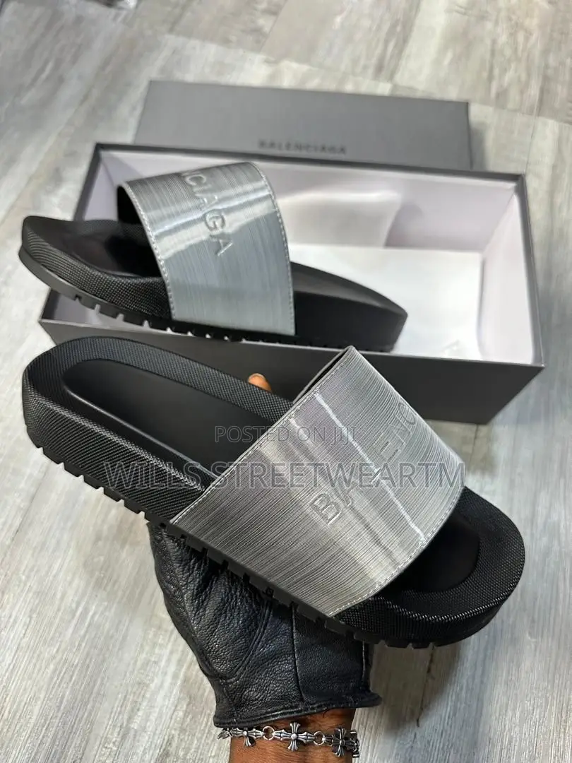 Gucci Slides