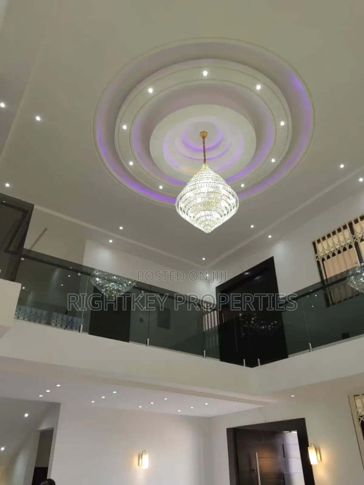 5bdrm Mansion in Near Diamond Hills, Kumasi Metropolitan for sale