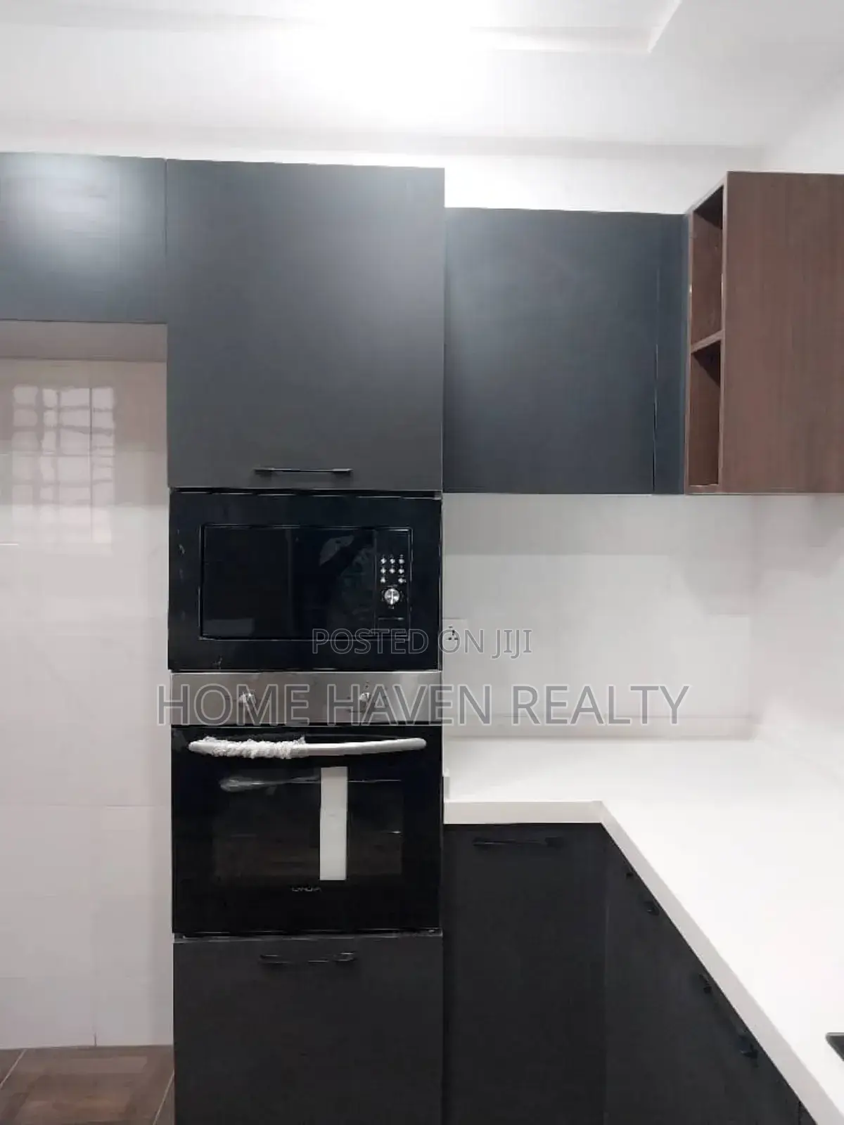 4bdrm House in Westland for sale