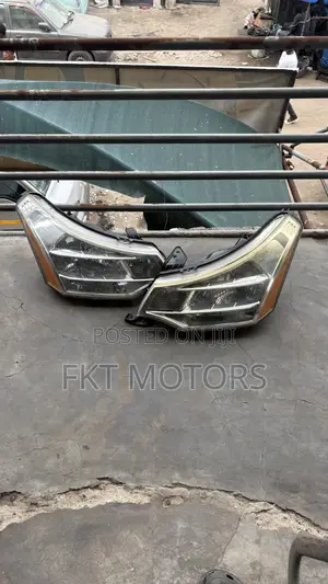 Ford Focus Headlights 2005,2006,2007,2008,2009,2010,