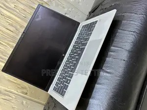Laptop HP EliteBook 830 G7 16GB Intel Core I5 SSD 256GB