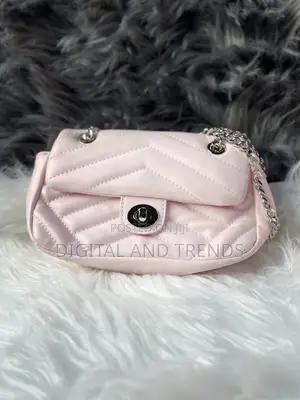 Quilted Flap Crossbag.