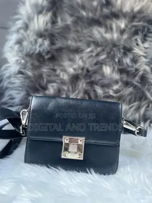 Givenchy Small Gv3 Crossbag