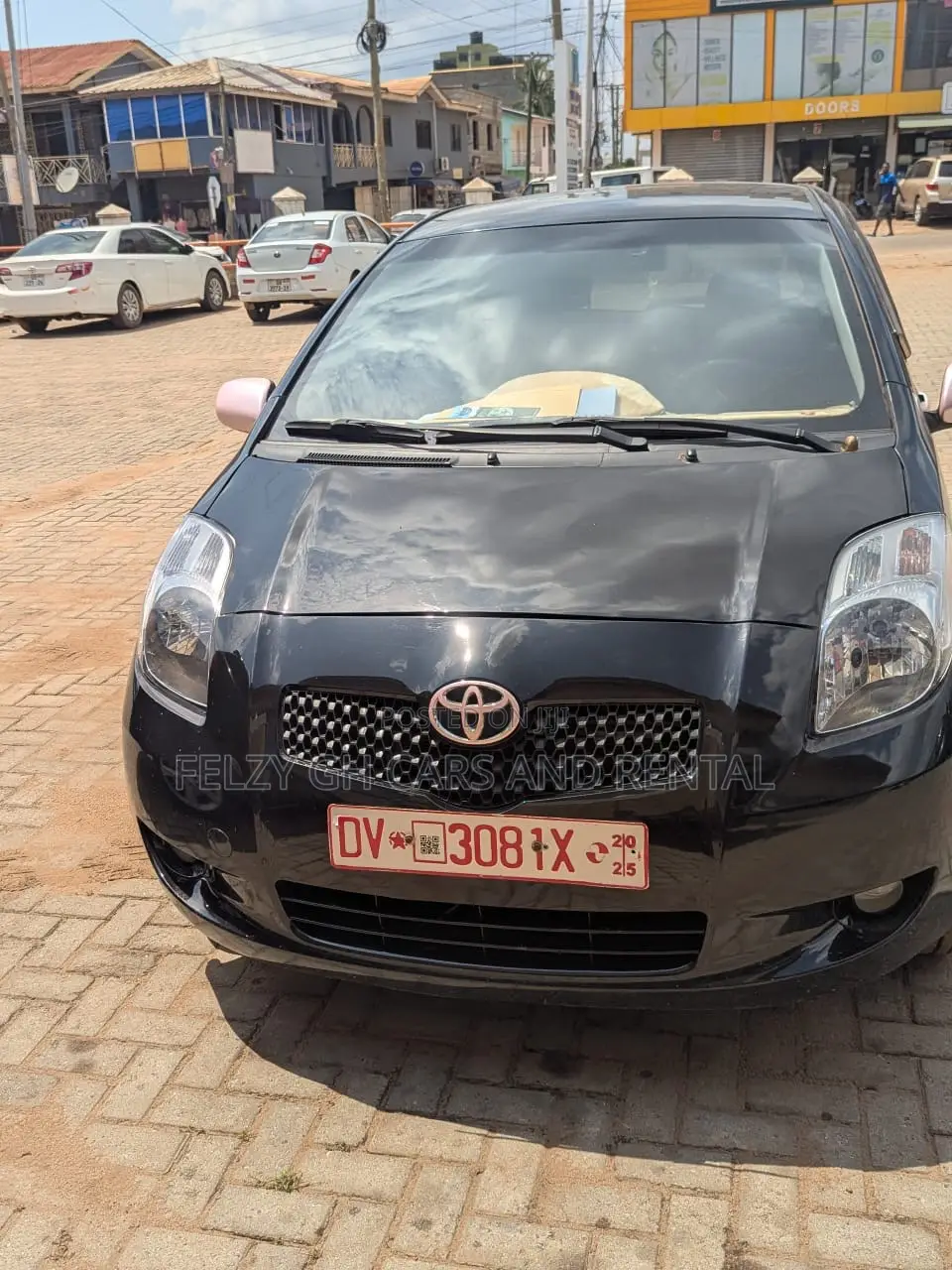 Toyota Yaris Base Hatchback 5dr 2010 Black in Tema Metropolitan - Cars ...