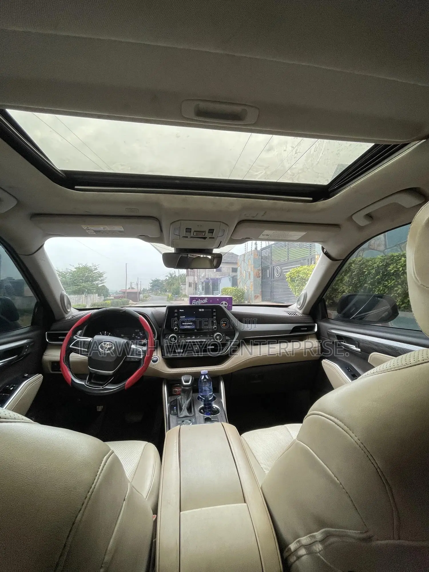 Toyota Highlander LE 2021 Black
