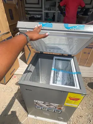 Pearl 100l Icetitan the Chest Freezer With Monster Power