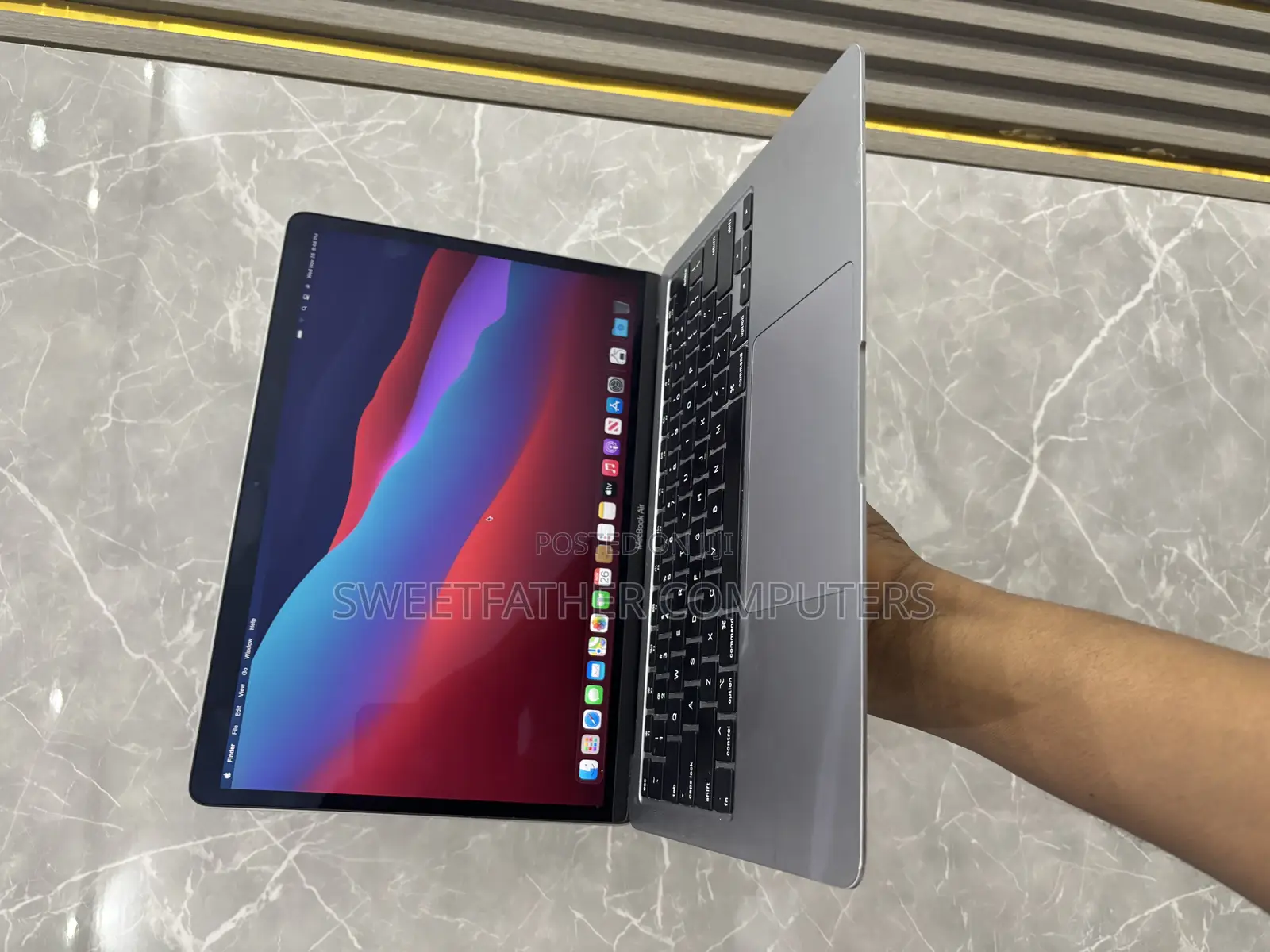 Laptop Apple MacBook Air 2020 8GB Intel Core i3 SSD 128GB