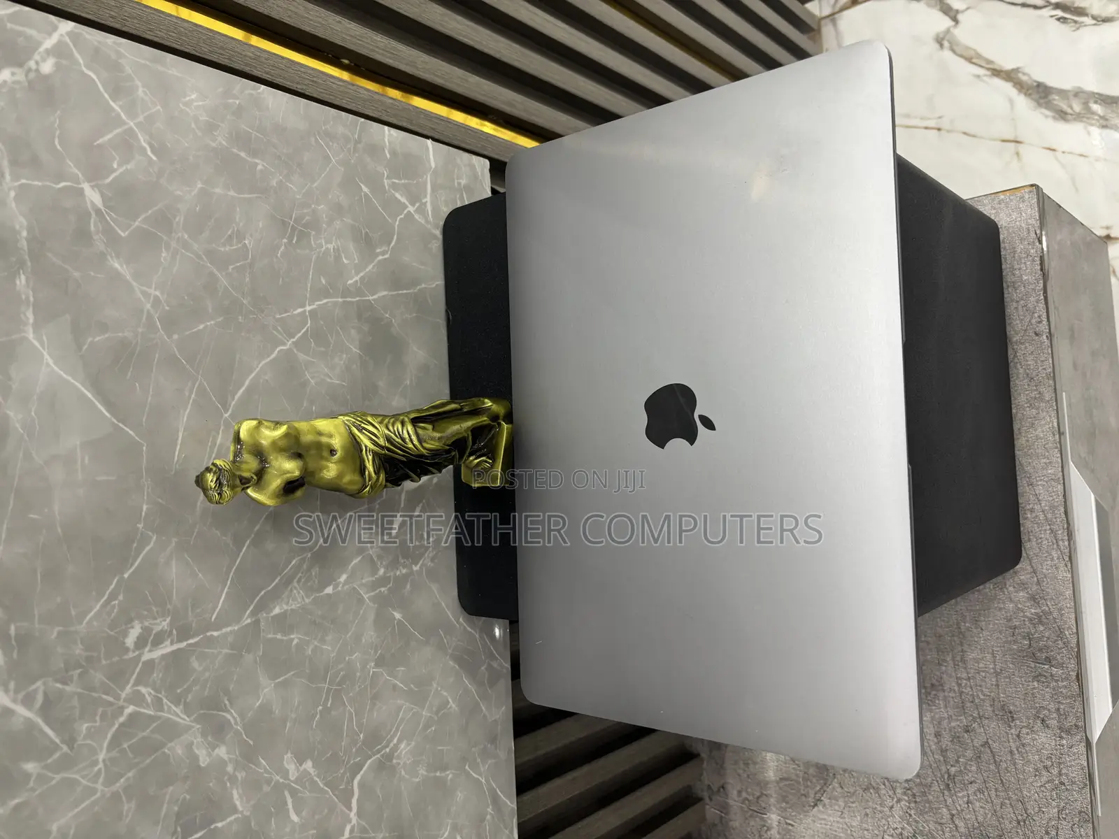 Laptop Apple MacBook Air 2020 8GB Intel Core i3 SSD 128GB