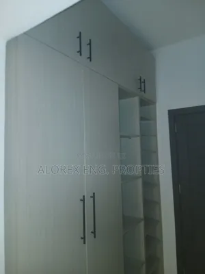 3bdrm Duplex in Near The Main Road, Oyarifa for sale