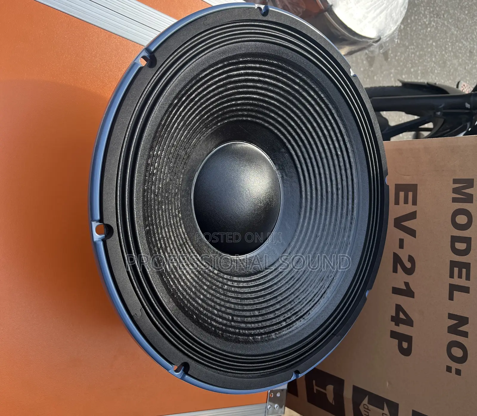 RCF Professional Lf15p400-E 15-Inch Ferrite Dj Speaker.
