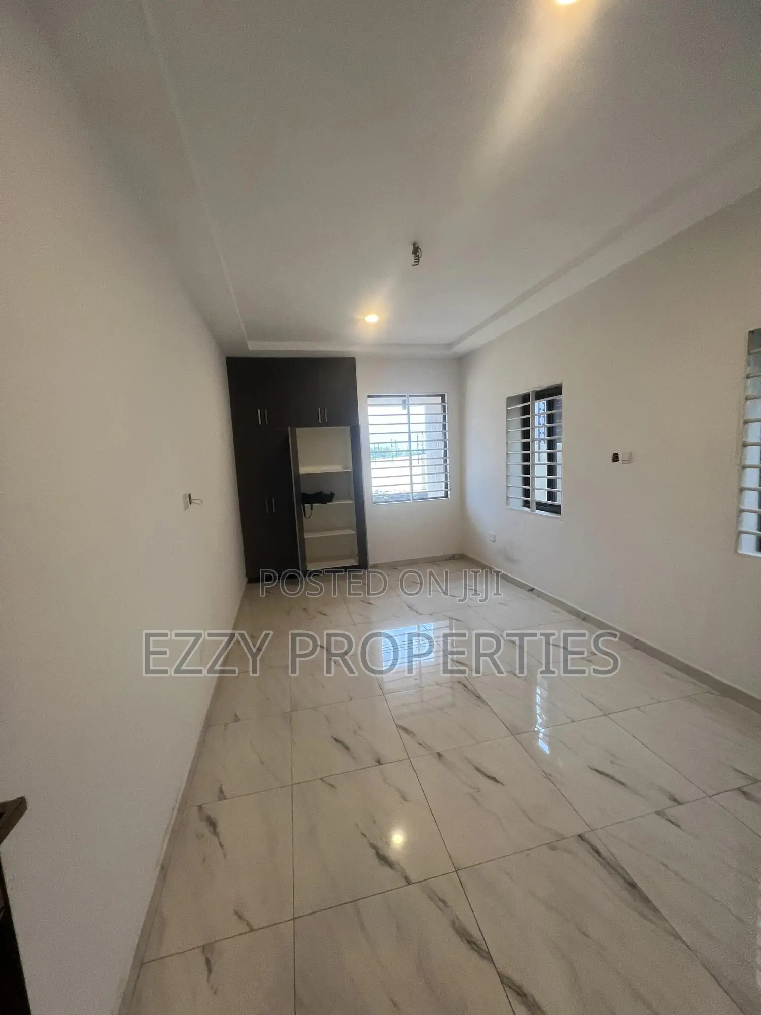 4bdrm Duplex in East Legon Hills - for sale