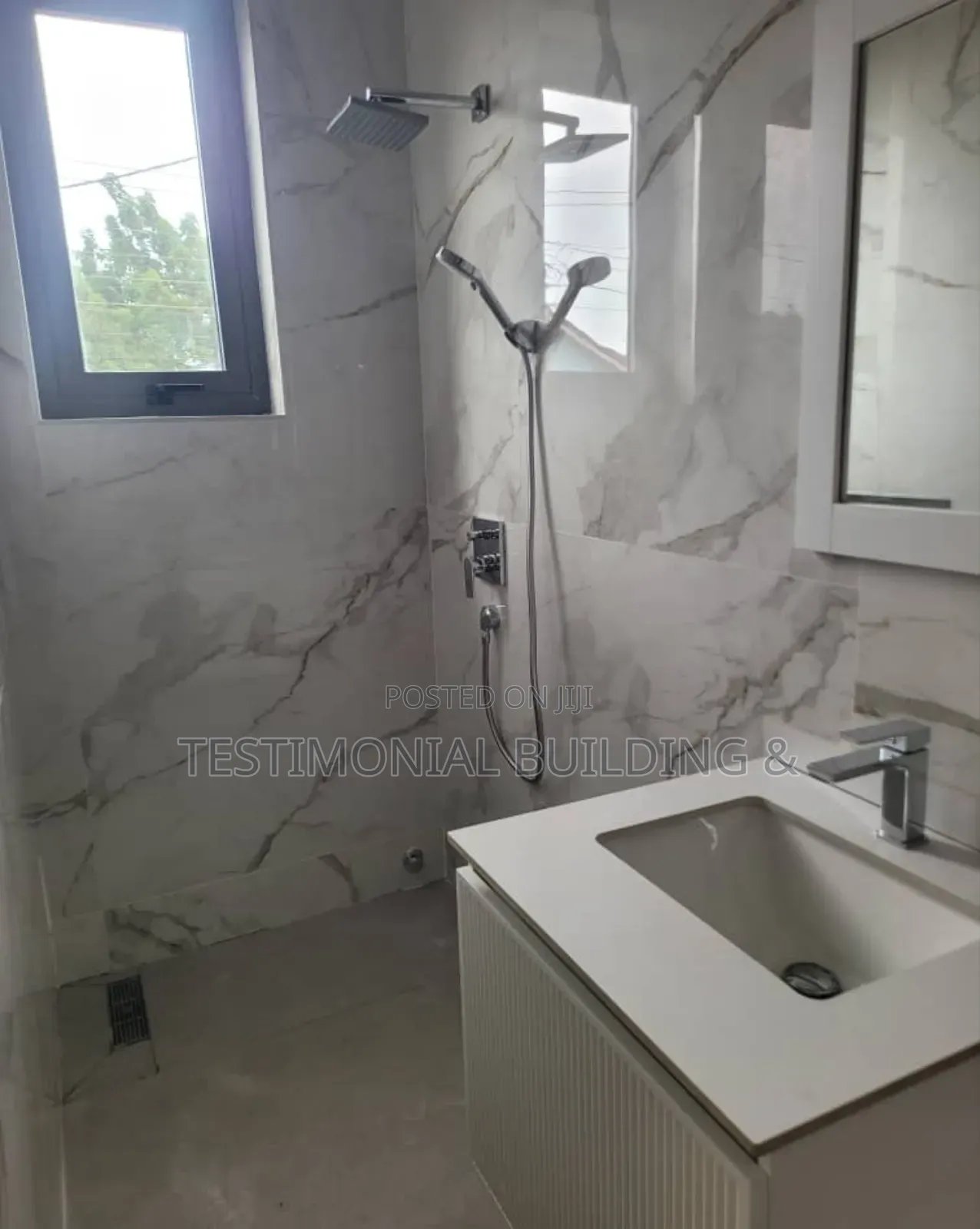 4bdrm House in Testimonial Building, School Junction for sale