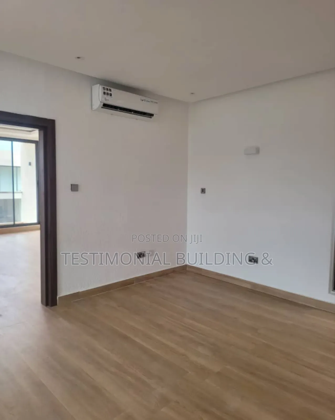 4bdrm House in Testimonial Building, School Junction for sale
