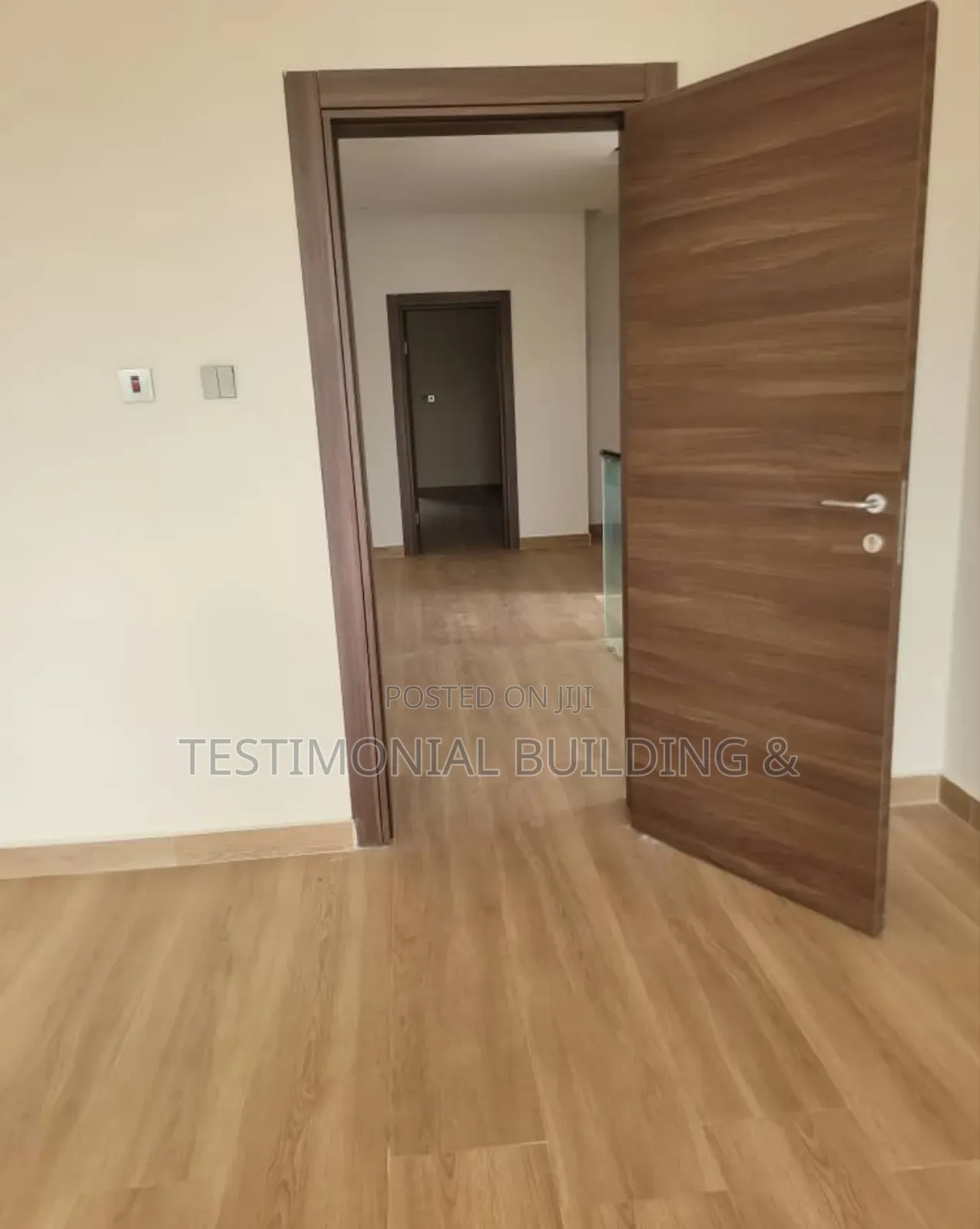 4bdrm House in Testimonial Building, School Junction for sale
