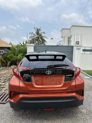 Toyota C-HR 2019 Orange