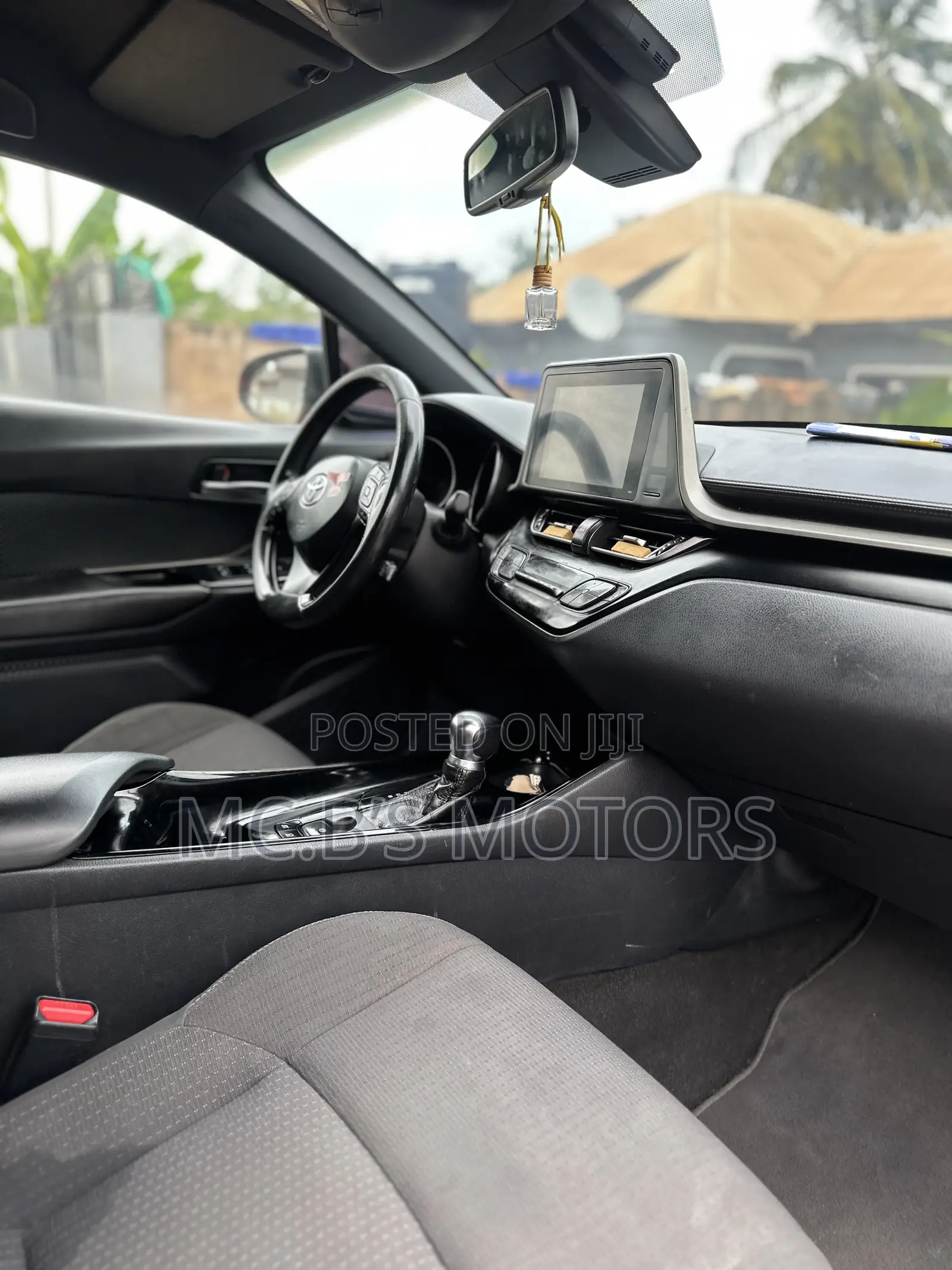 Toyota C-HR 2019 Orange