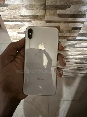 Apple iPhone XS Max 64 GB White