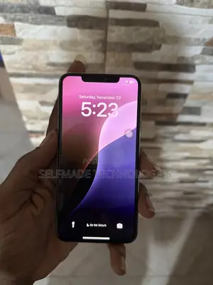 Apple iPhone XS Max 64 GB White