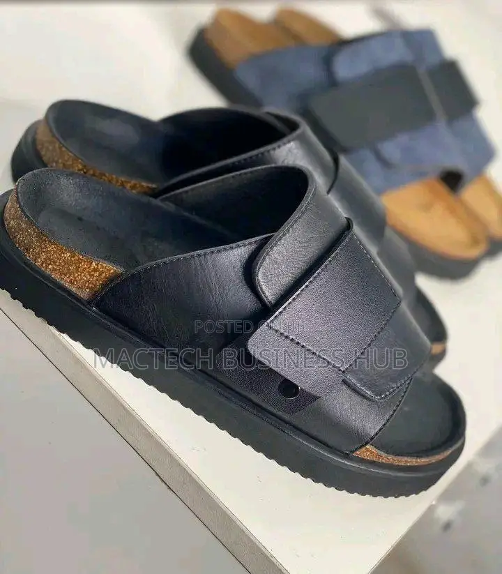 Slippers (Balenciaga)
