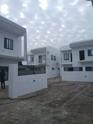 3bdrm Mansion in Ghana Flag for sale