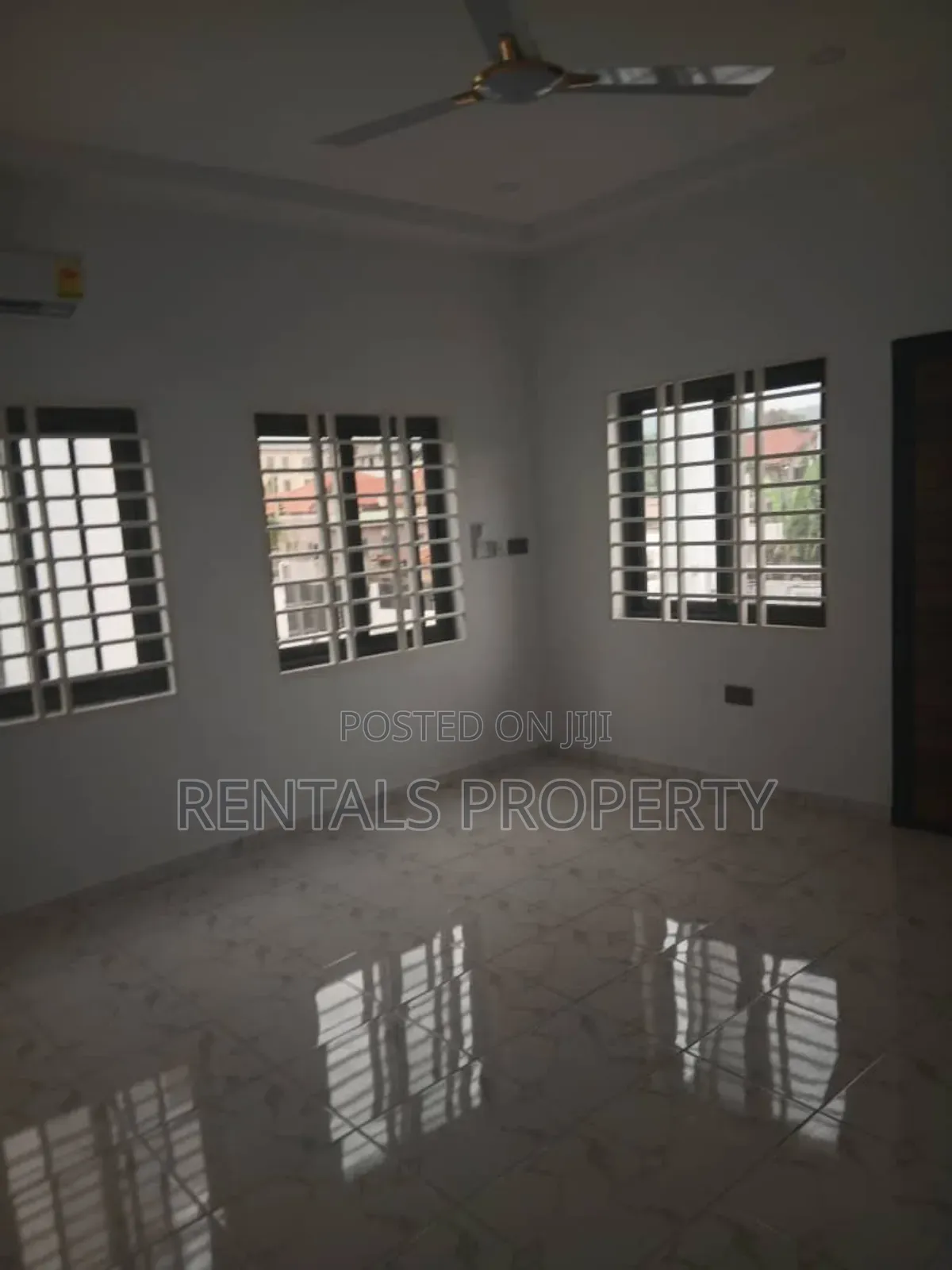 3bdrm Mansion in Ghana Flag for sale