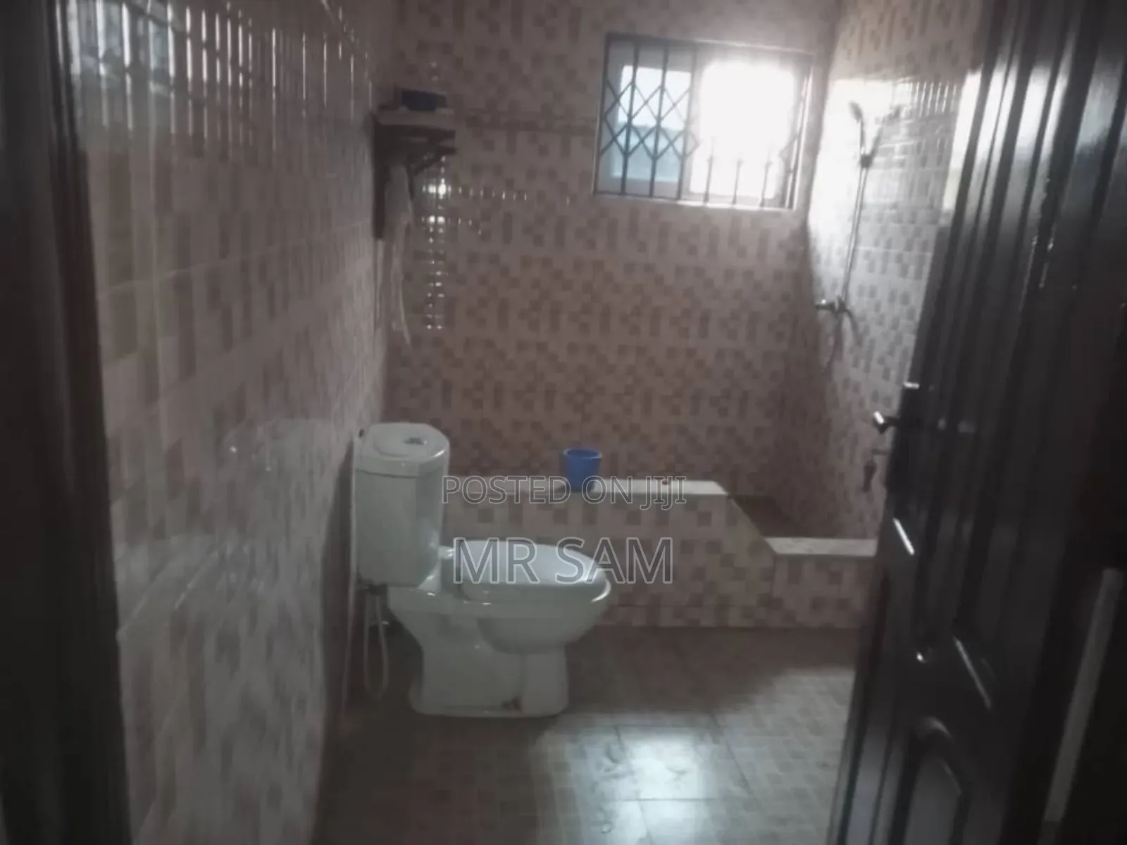 4bdrm Apartment in Sam Properties, West Hills Mall Area for rent