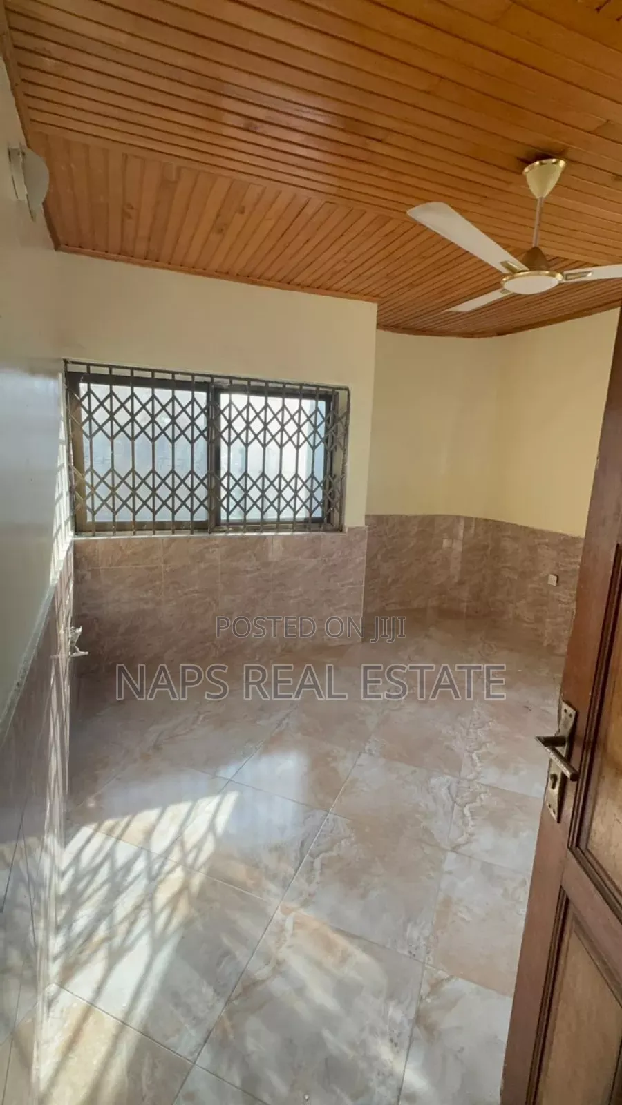 4bdrm House in Naps Real Estate, Tema Metropolitan for rent