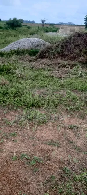 Genuine 70/100 Plot of Land With Genuine Documents for Sale