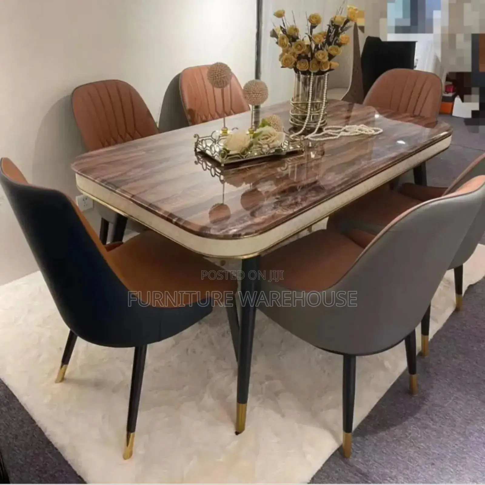 Dinning Set( Six Seater )