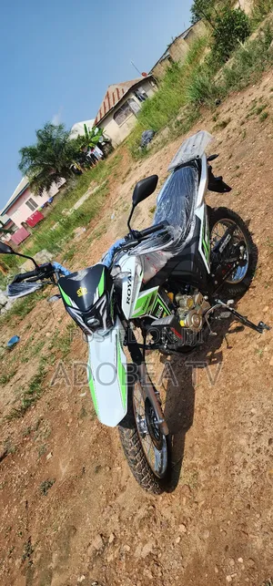 New Royal Motorcycle 2025 White