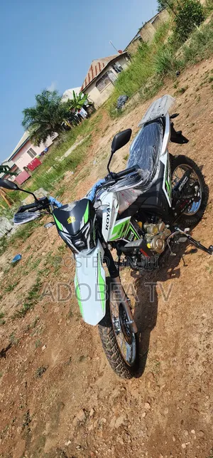New Royal Motorcycle 2025 White