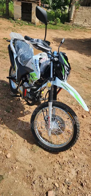 New Royal Motorcycle 2025 White