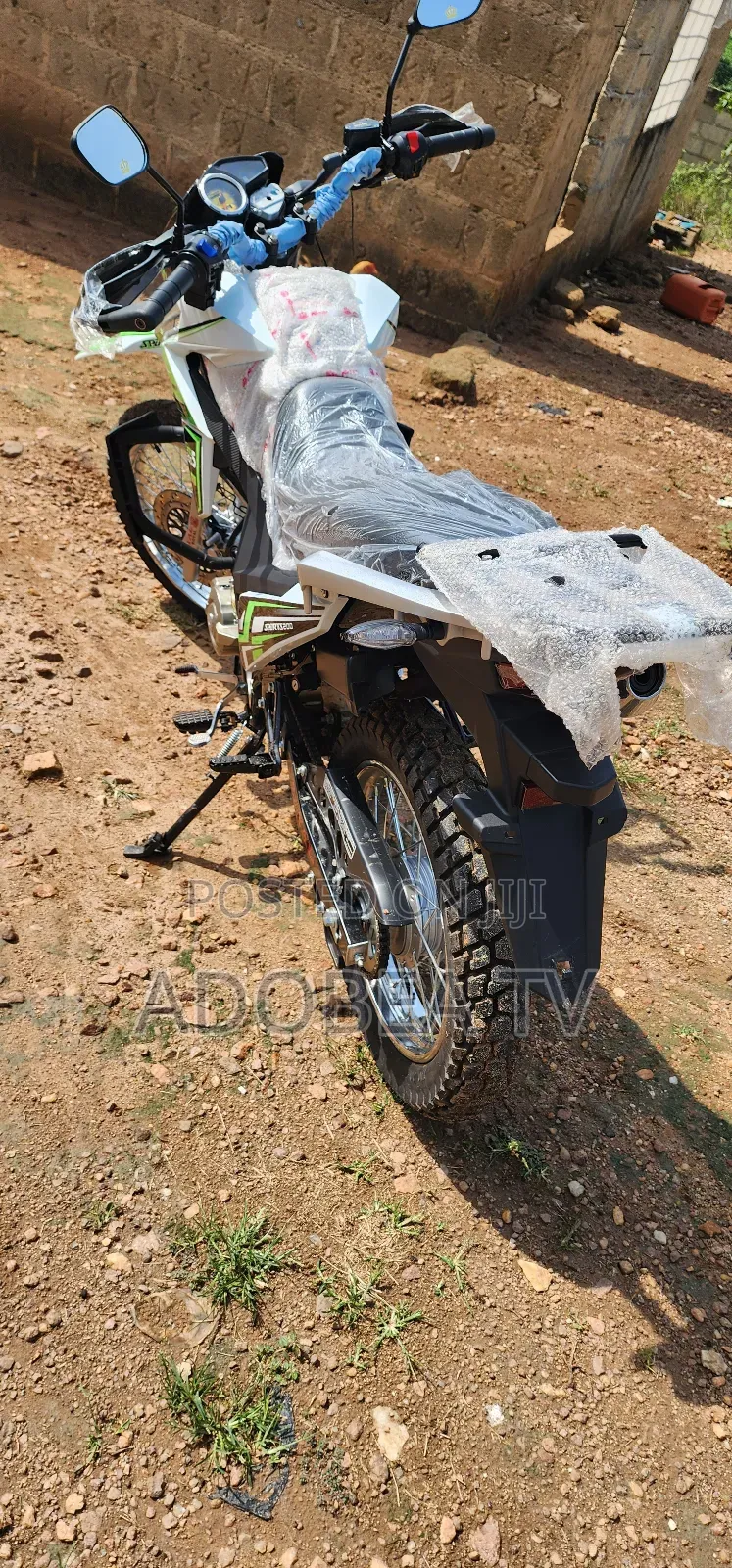 New Royal Motorcycle 2025 White