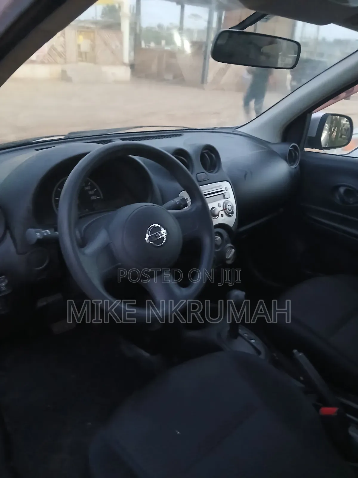 Nissan March 2014 Gold