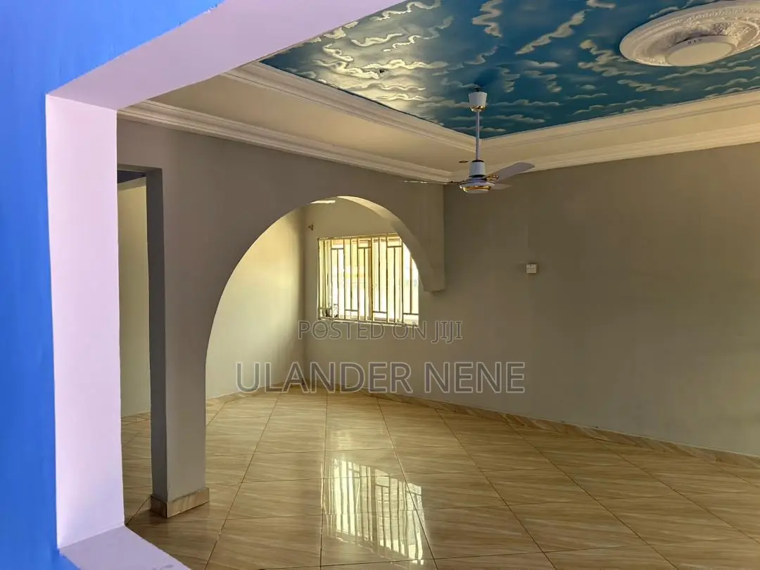 5bdrm House in Franco, Kwabenya for rent