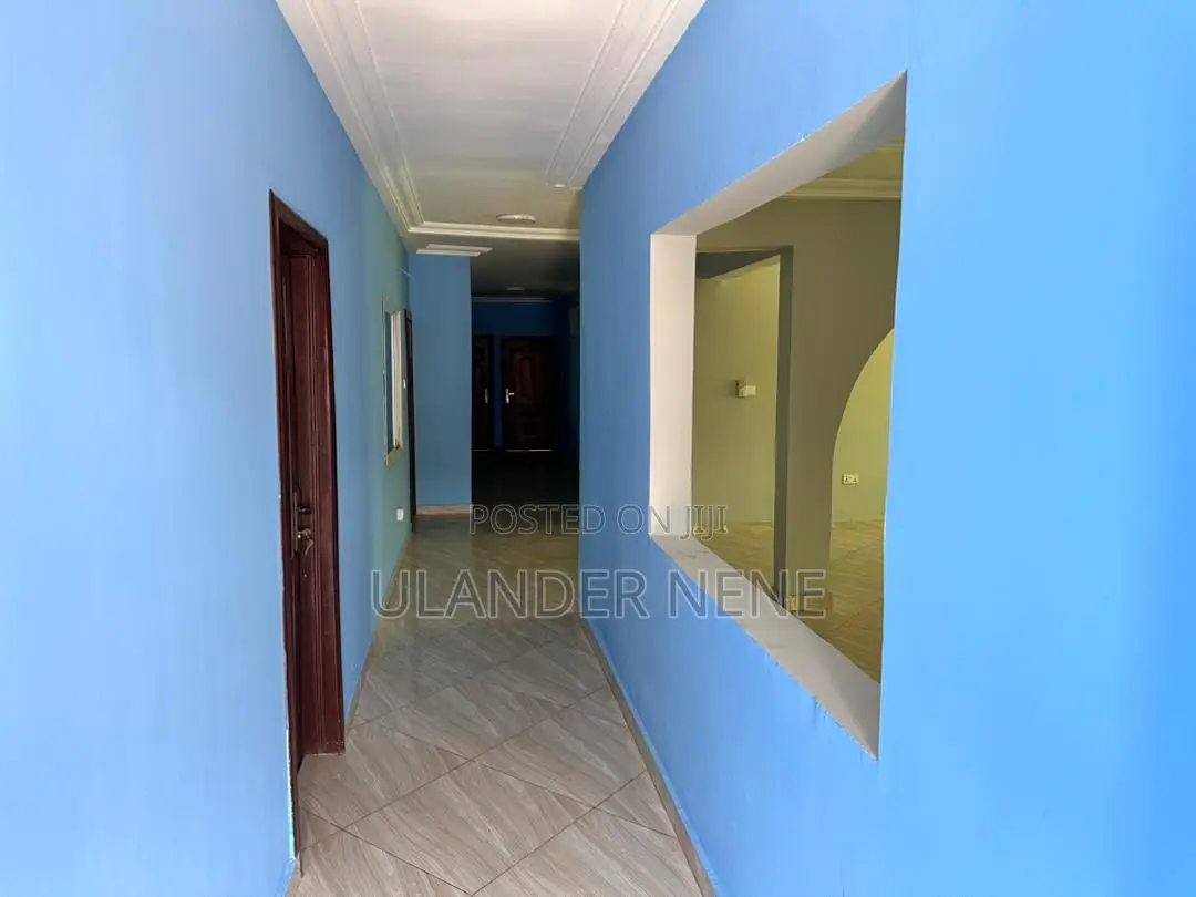 5bdrm House in Franco, Kwabenya for rent
