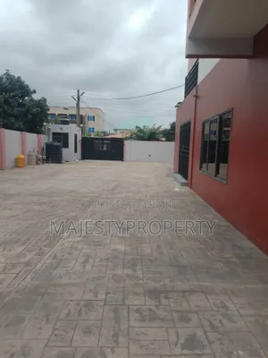 2bdrm Apartment in Spintex for sale