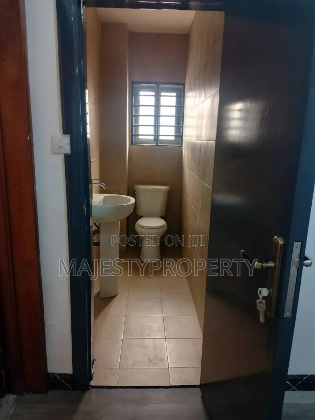 2bdrm Apartment in Spintex for sale