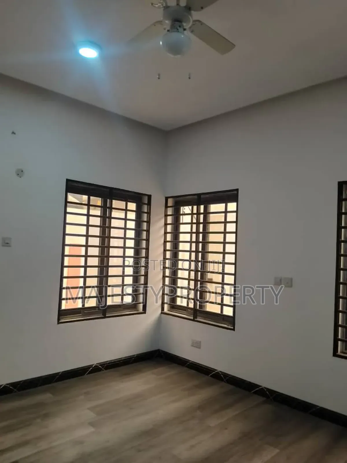 2bdrm Apartment in Spintex for sale