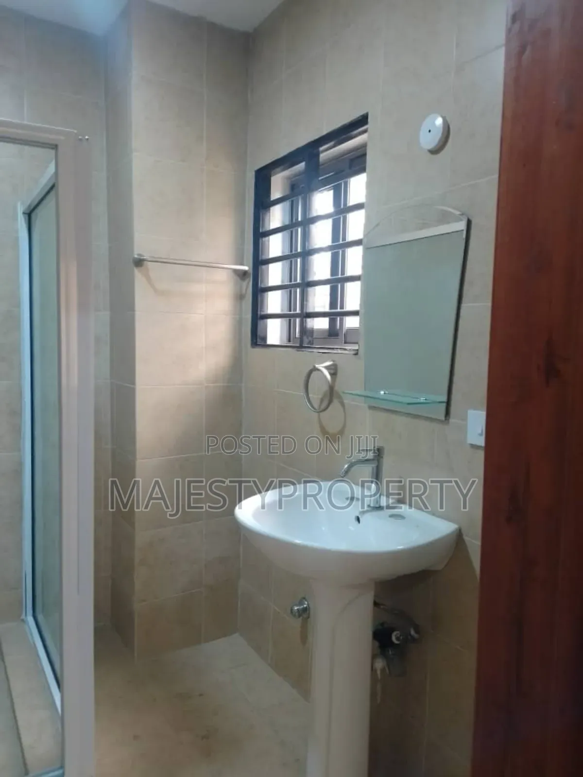 2bdrm Apartment in Spintex for sale