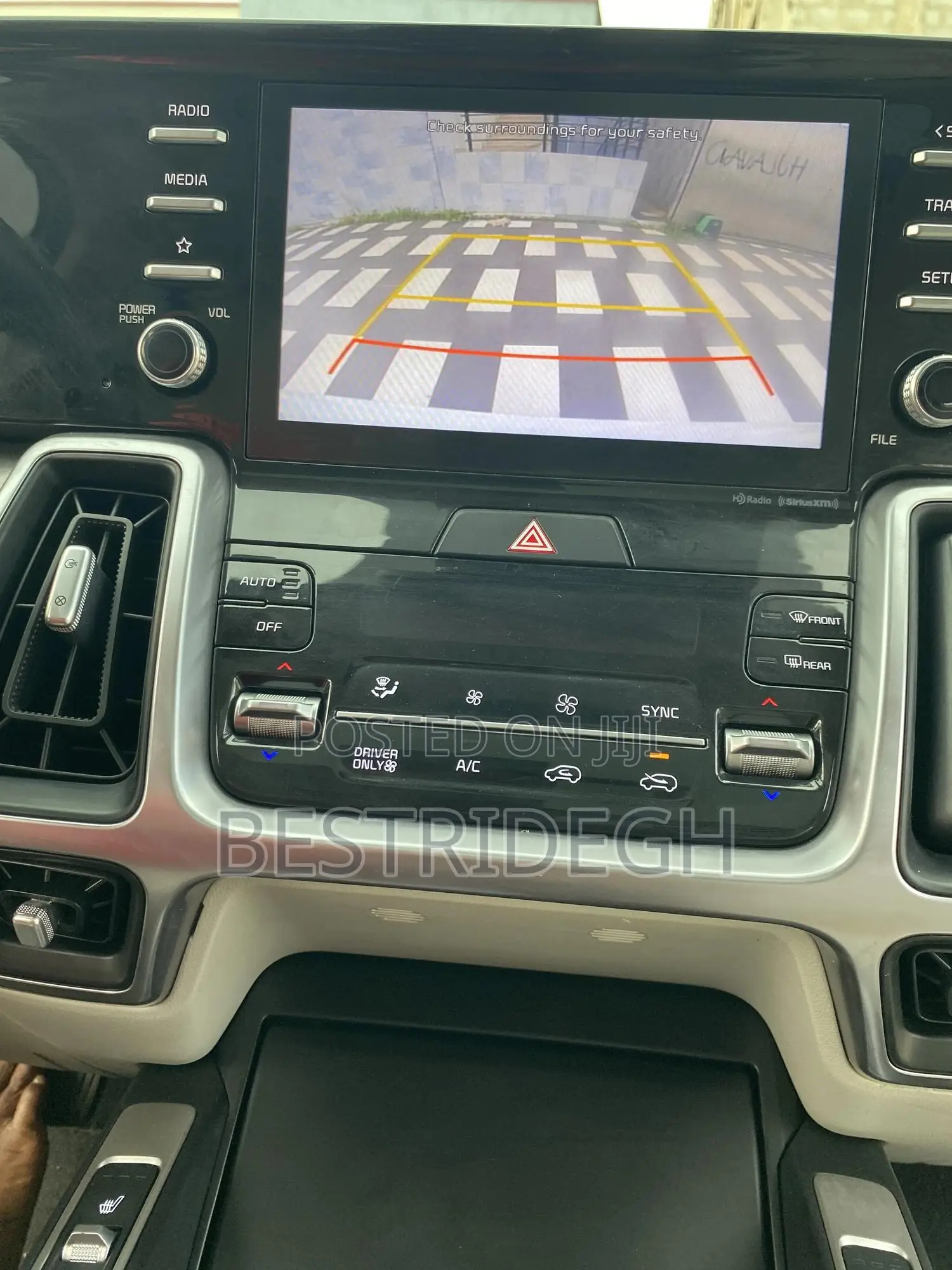 Kia Sorento 2021 White