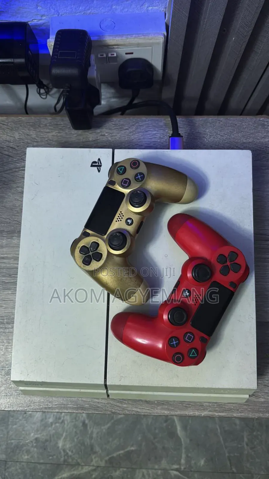 Ps4 Slim Account With 5 Games and Two Controllers