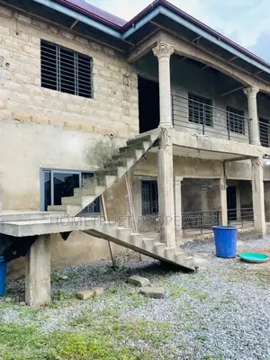 8bdrm House in Hometrust Properties, Ablekuma for sale