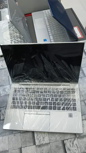 Laptop HP EliteBook 830 G6 8GB Intel Core i5 SSHD (Hybrid) 256GB